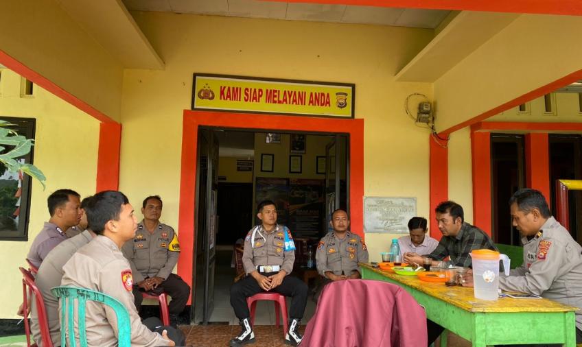 Anev Mingguan, PLH Kapolsek Muara Sahung Ingtakan Personel Tetap Solid