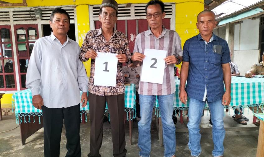 Bhabinkamtibmas Polsek Padang Guci Hilir, Hadiri Kegiatan Rapat Penetapan dan Pengundian Nomor Urut Calon Kepala Desa 