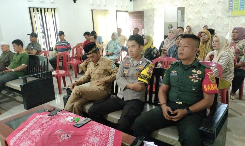 Bhabinkamtibmas Polsek Air Besi Hadiri Kegiatan Rapat Pembentukan Tim Seleksi Perangkat Desa 
