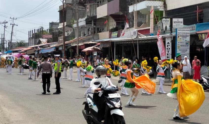 Sat Lantas dan Sat Samapta Polres Bengkulu Selatan Pamturlalin dan Pengawalan Pawai Kirab Pemilu 2024