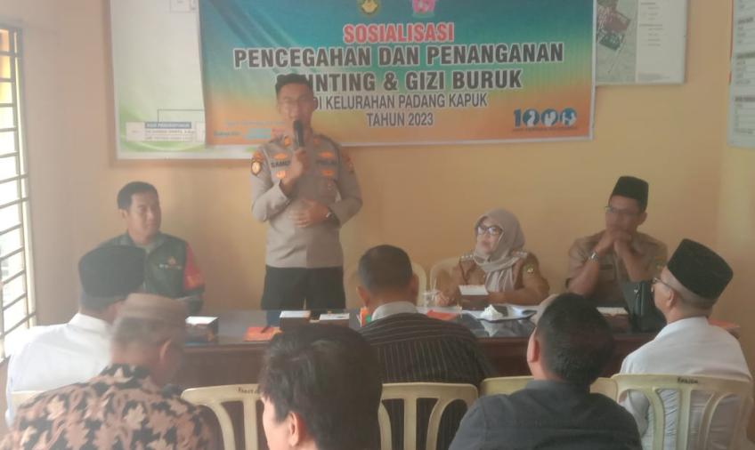 Kapolsek Kota Manna dan Bhabinkamtibmas Polsek Kota Manna Hadiri Giat Sosialisasi Pencegahan Stunting dan Gizi Buruk