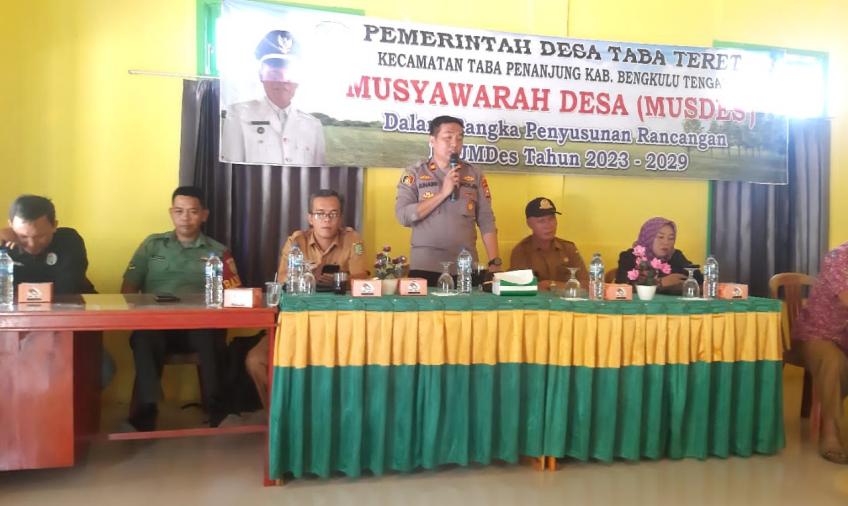 Hadiri Musdes Penyusunan RPJMDes, Kapolsek Taba Penanjung Sampaiakan Imbauan  