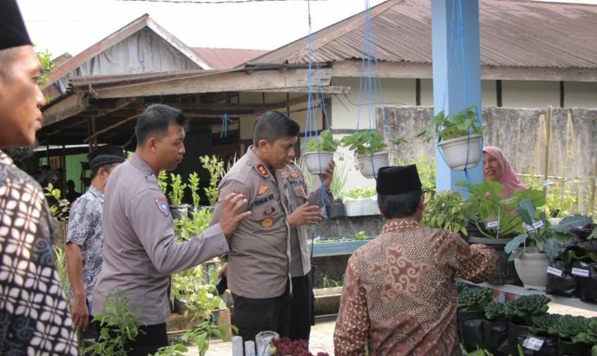 Penilaian Inovasi Bhabinkamtibmas, Wadir Binmas Polda Bengkulu Kunjungi Desa Rimbo Recap