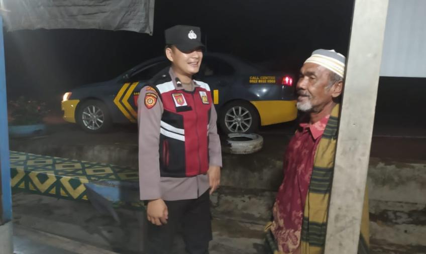 Patroli Malam, Polsek Batik Nau Berikan Imbauan Kamtibmas