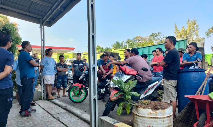 Amankan Aksi Protes Supir Truck Batu Bara, Kapolsek Lais Sampaikan Imbauan