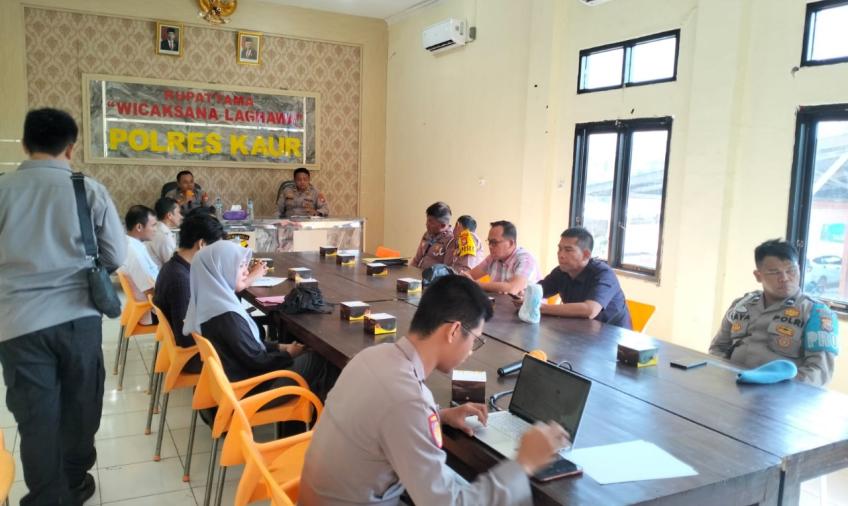 Polres Kaur Gelar Pemantauan dan Evaluasi Kinerja Penyelenggraan Pelayanan Publik Tahun 2023
