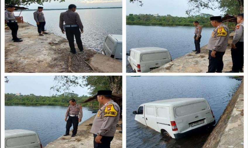 Daihatsu Grandmax Terjun ke Danau Dendam Tak Sudah, Polisi Bantu Evakuasi 