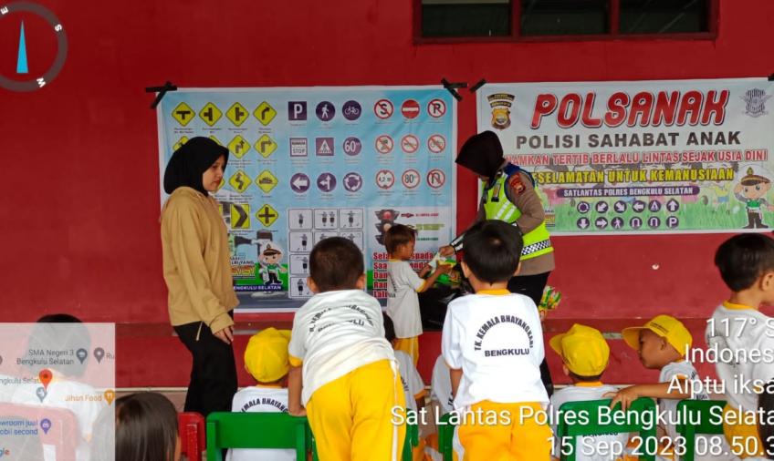 Polsanak Sat Lantas Polres Bengkulu Selatan  Sambangi Anak TK Bhayangkari 2 BS