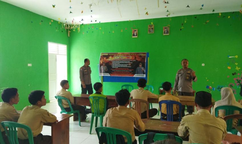 Sambangi Sekolah, Polsek Taba Penanjung Sosialisasi Karhutlah 