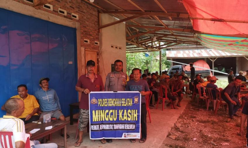Pererat Jalinan Silaturahmi Monitor Situasi Bhabin Polri dengan Warga Binaannya, Polsek Seginim Lakukan Minggu Kasih di Kecamatan Air Nipis