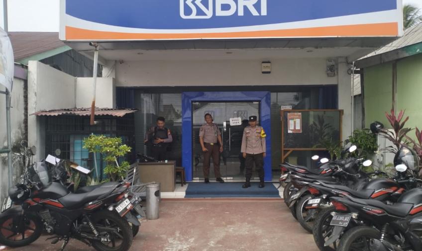 Jaga Sitkamtibmas di Wilkum, Polsek Kaur Selatan Patroli Keliling