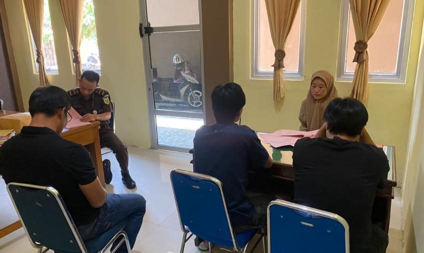Tersangka Tindak Pidana Terhadp Anak di Bawah Umur Diserhkan ke JPU 