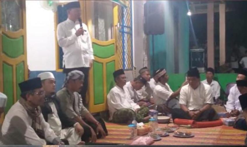 Sambang, Bhabinkamtibmas Polsek Selebar Hadiri Maulid Nabi Muhammad SAW di Mushola An Nur