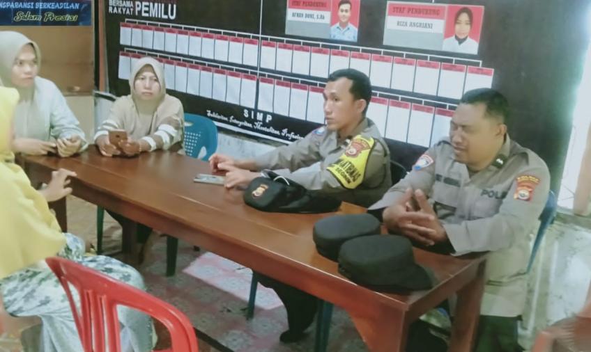 Dengar Keluhan Warga Binaan Secara Langsung, Polsek Seginim Gelar Jumat Curhat di Kantor Panwascam Kecamatan Seginim