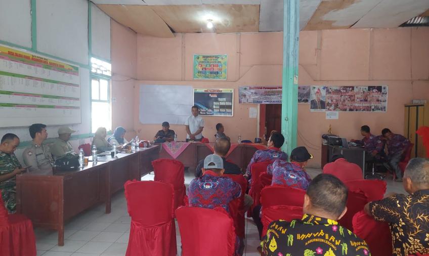 Dukung Program Pembangunan Desa, Bhabinkamtibmas Polsek Lebong Utara Hadiri Musrenbandes