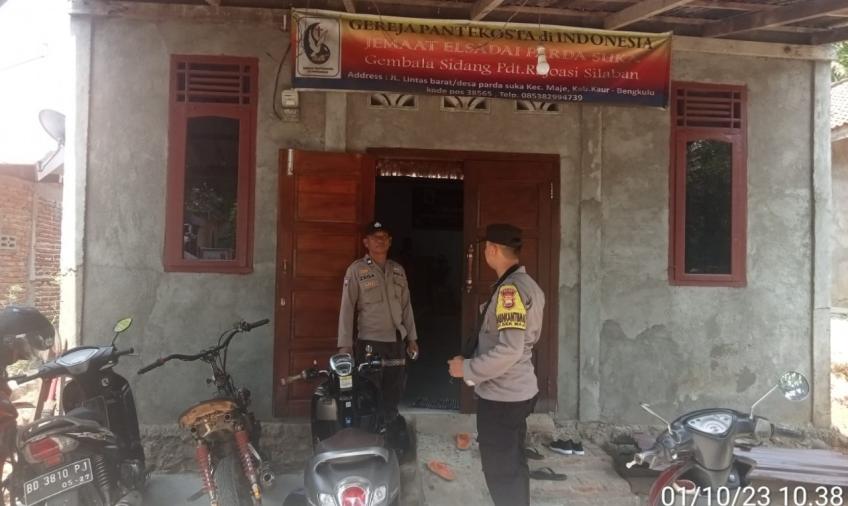 Polsek Maje Turunkan Personel ke Gereja, Amankan Ibadah Mingguan Umat Kristiani 