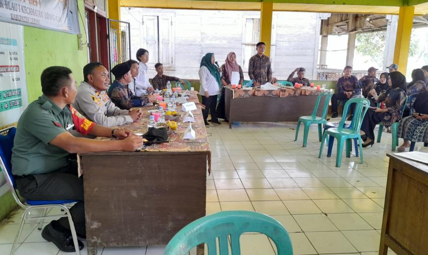 Kapolsek Lebong Atas Pimpin Jumat Curhat di Desa Tabeak Blau I