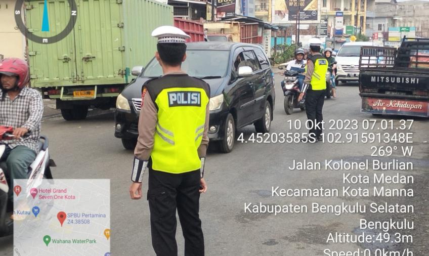 Sat Lantas Gatur Lalin Pagi Hari, Bentuk Pelayanan   kepada Masyarakat 