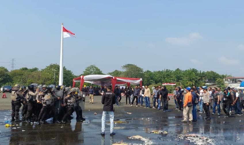 Polres Bengkulu Tengah Gelar Apel dan Simulasi Sispamkota Pemilu 2024