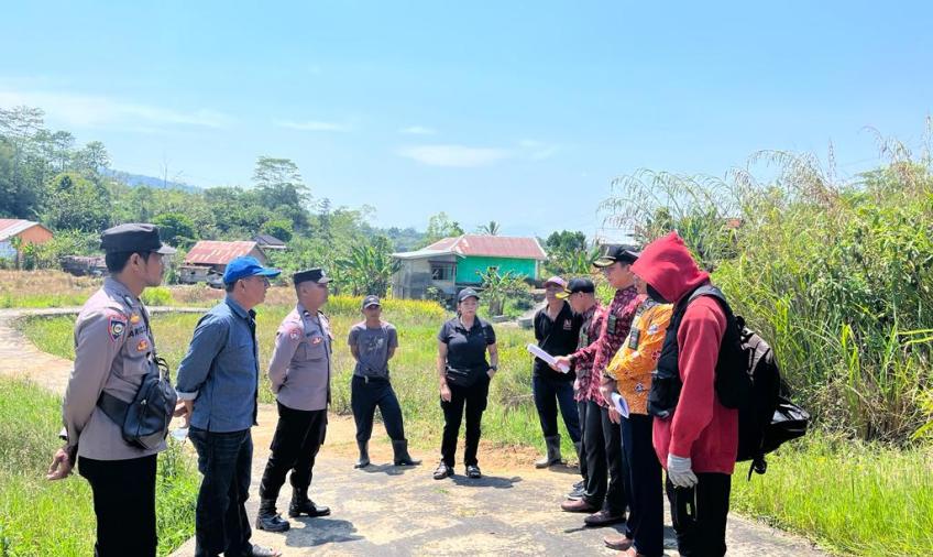 Bhabinkamtibmas Polsek Rimbo Pengadang Laksanakan Pengamanan Sidang Setempat dari Pengadilan Agama Perbantuan Pengadilan Agama Curup