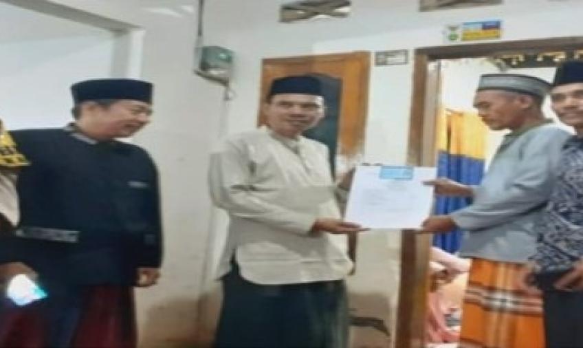 Bentuk Kepedulian Polri, Bhabinkamtibmas Sambang Duka di Rumah Warga Binaannya 