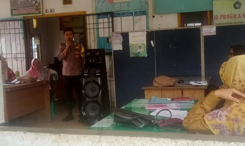 Bhabinkamtibmas Polsek Kota Manna Menghadiri Kegiatan Rakor Perangkat Desa dan Masyarakat Terkait P4K Desa Binaannya