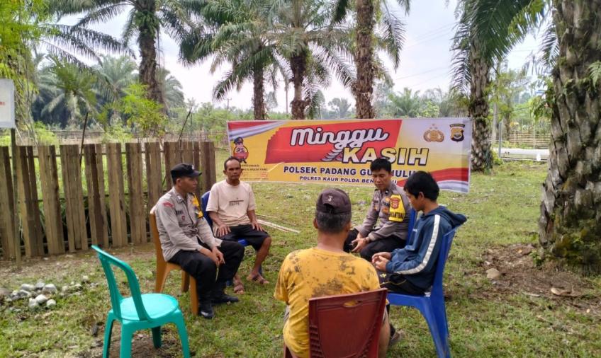 Minggu Kasih, Polsek Padang Guci Hulu Gali Informasi Kamtibmas bersama Warga Desa Suka Nanti