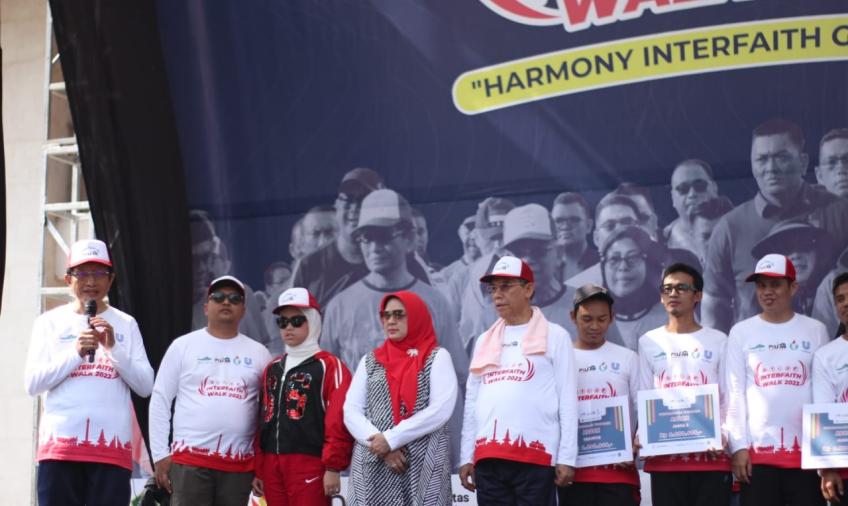 Gelar Interfaith Walk HSN 2023, Imam Masjid Istiqlal: Semua Orang yang Beragama Adalah Santri
