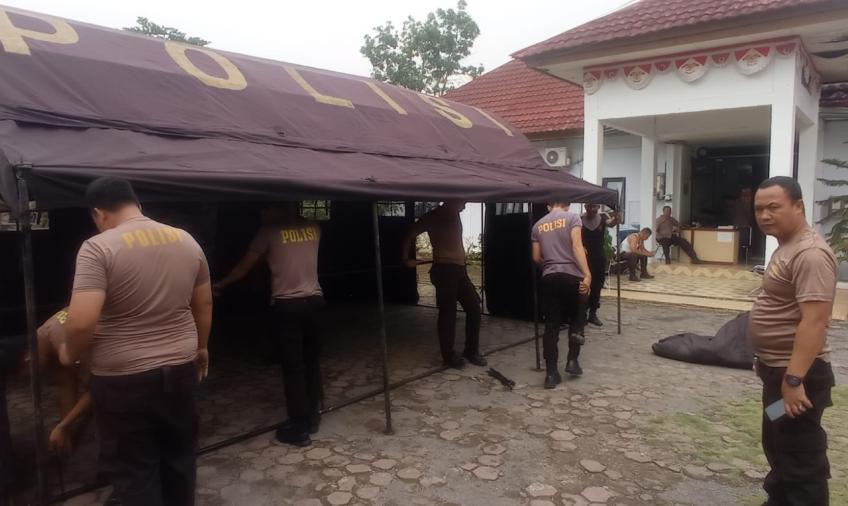 Pengamanan Pemilu, Polres Kepahiang Dirikan Tenda Jaga Kantor KPU