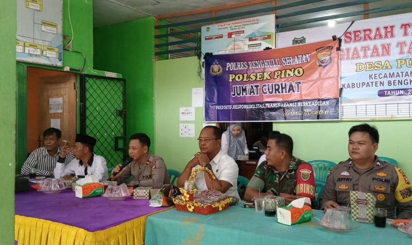 Perkuat Sinergitas Polisi Dengan Masyarakat, Polsek Pino Gelar Jumat Curhat Bersama Warga Desa Puding
