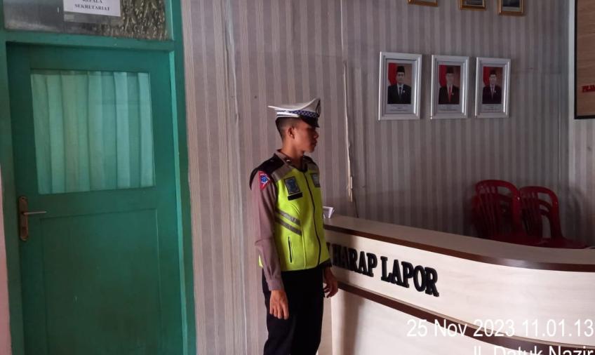 Cipkon Kamseltib Car Lantas Sat Lantas Patroli ke Gudang Logistik  KPU, Kantor KPU dan Bawaslu