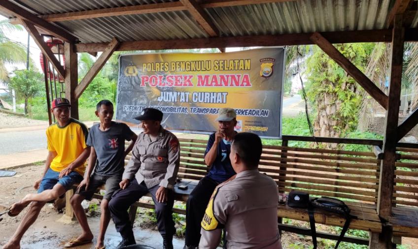 Perkuat Sinergitas Polisi Dengan Masyarakat, Polsek Manna Gelar Jumat Curhat Dengarkan Keluhan Warga Binaan 