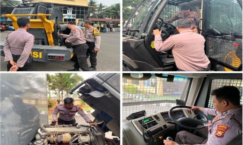 Pastikan Kendaran Dalam Keadaan Prima Jelang Pemilu, Polresta Bengkulu Cek Kendaraan R6, AWC dan Buldozer