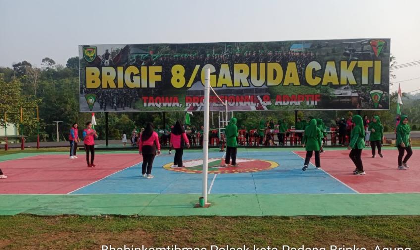 Dukung Sinergitas TNI/Polri, Bhayangkari Ikuti Turnamen Bola Voli Brigif 8/GC