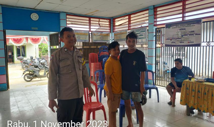Problem Solving, Bhabinkamtibmas Polsek Lebong Utara Mediasi Permasalahan Keributan