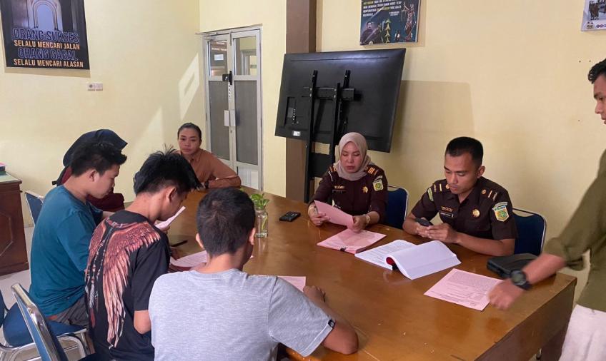 3 Tersangka Pemerkosaan TKP Padang Panjang yang Melibatkan 6 tersangka Diserahkan ke JPU 