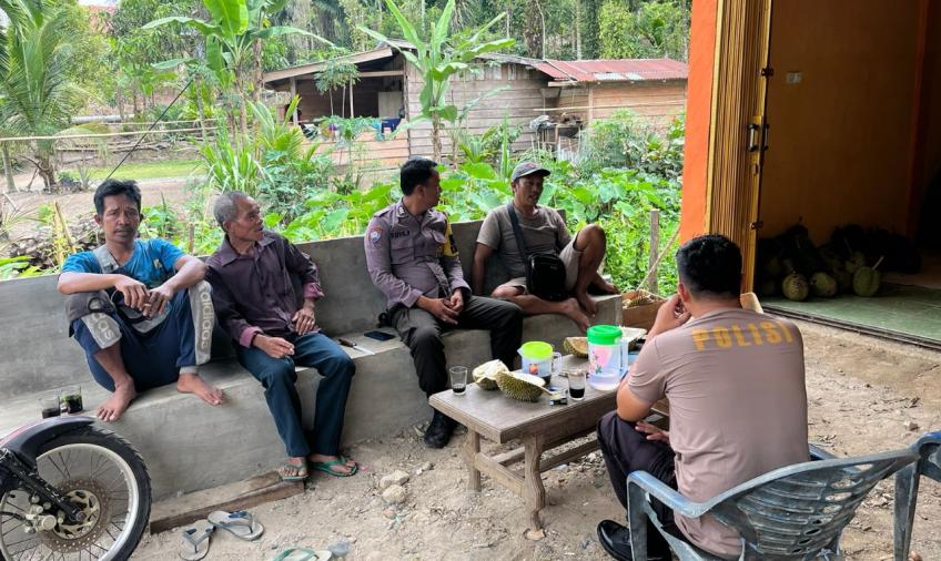 Tanggapi Aduan Masyarakat, Polsek Muara Sahung Sambangi Warga Gali Informasi Adanya Binatang Buas yang Berkeliaran
