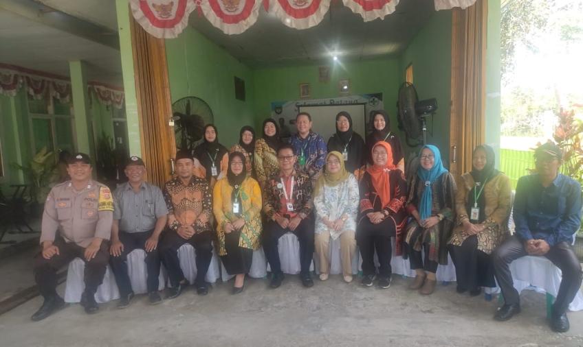 Bhabinkamtibmas Polsek Kota Manna Hadiri Re-Akreditasi Puskesmas M. Thaha Kecamatan Pasar Manna