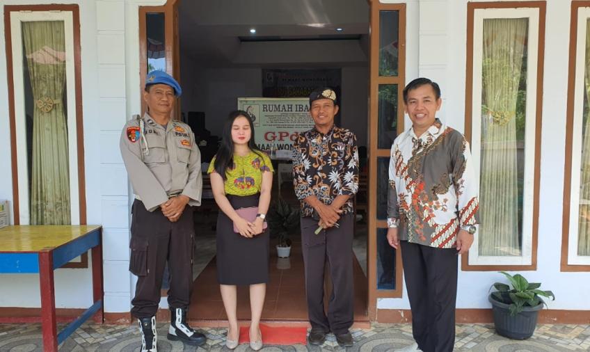 Berikan Rasa Aman, Polsek Giri Mulya Laksanakan Pengamanan di Gereja