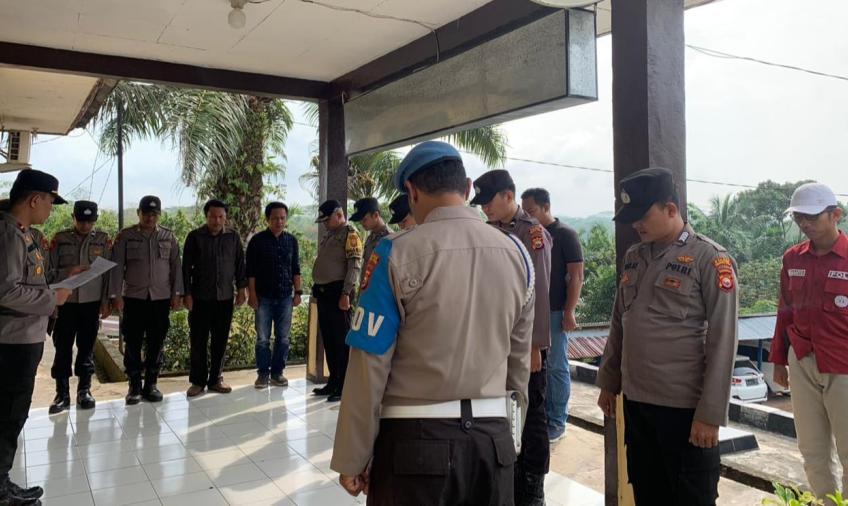 Melalui Apel Pagi Kapolsek Batiknau Sampaikan Arahan Kamtibmas Kepada Personel 