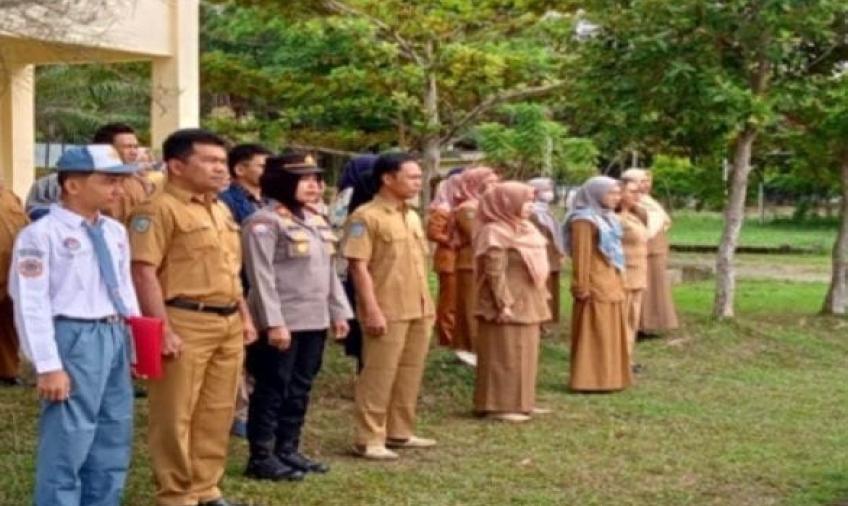 Police Go To School Kasat Binmas Jadi Irup di SMKN 7 Lempuing