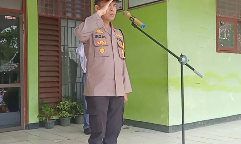 Kapolsek Teluk Segara Ingatakan Siswa Tidak Terlibat Tindakan Kriminal