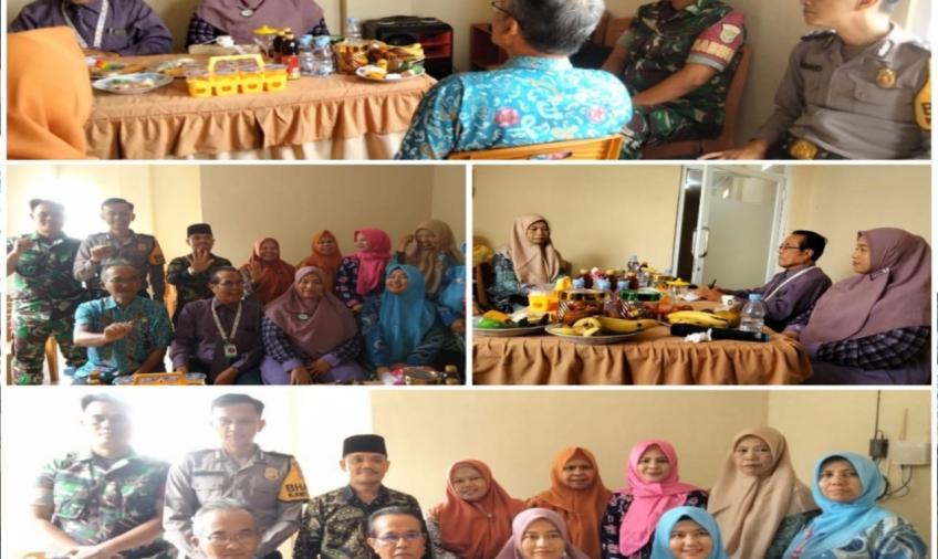 Bhabinkamtibmas Polsek Ratu Agung Hadiri Penilaian Akreditasi UPTD Puskesmas Kuala Lempuing