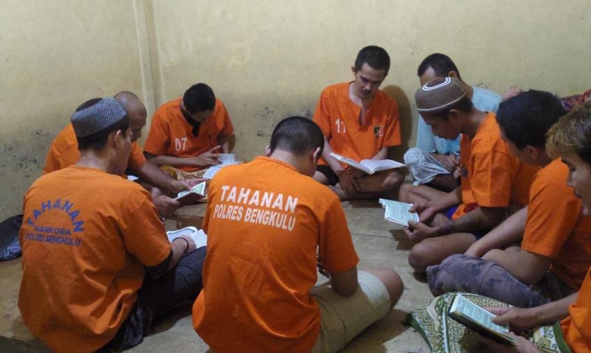 Tahanan Polresta Bengkulu Gelar Binrohtal Bersama