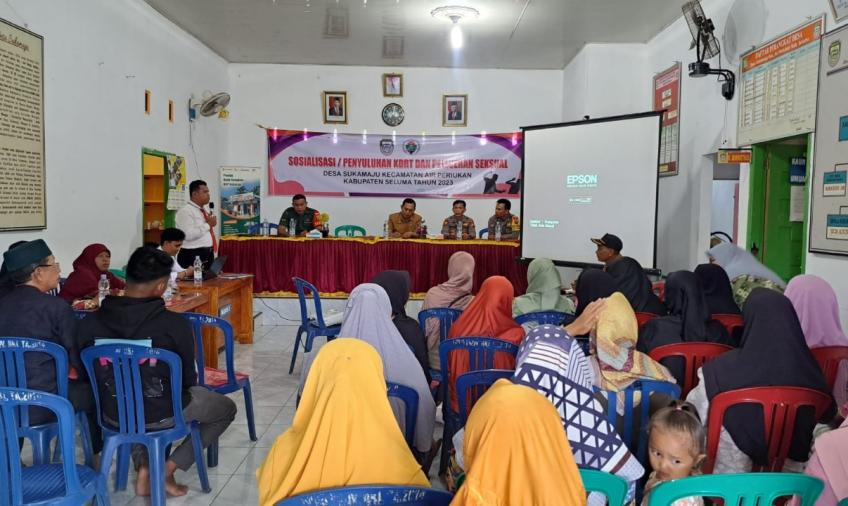 Kanit Reskrim Polsek Sukaraja Sosialisasikan dan Berikan Penyuluhan Hukum Terkait KDRT dan Pelecehan Seksual di Desa Sukamaju