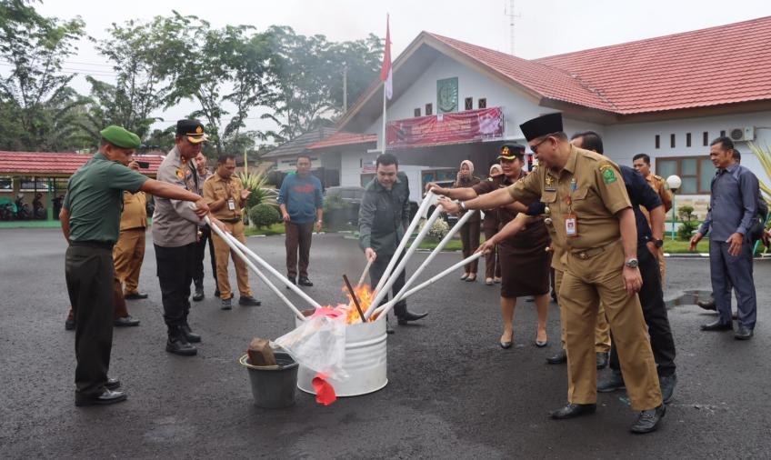 Kapolres Lebong Hadiri Pemusnahan Barang Bukti Berkekuatan Hukum Tetap