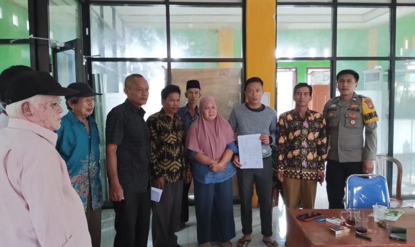 Cekcok Mulut Antar Warga, Bhabinkamtibmas Lakukan Problem Solving  