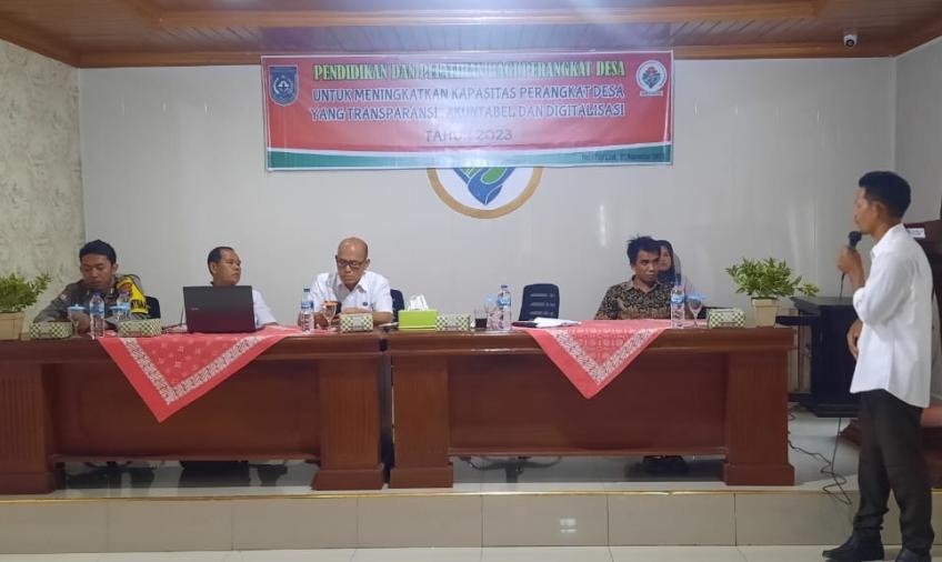 Bhabinkamtibmas Polsek Air Besi Hadiri Pendidikan dan Pelatihan Perangkat Desa