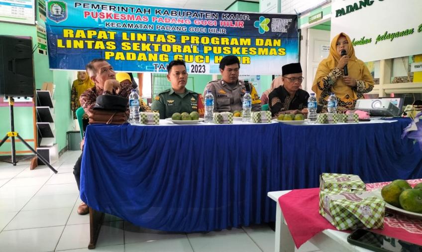 Bhabinkamtibmas Polsek Kuar Utara Hadiri Rakor Lintas Program Lintas Sektoral Puskesmas Padang Guci