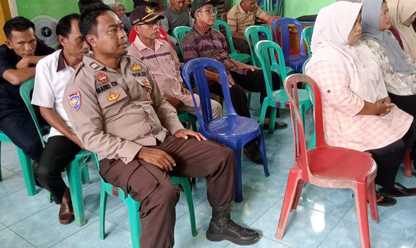 Kanit Binmas Polsek Pino Dampingi Musyawarah Pembangunan Desa Gedung Agung Tahun 2025 